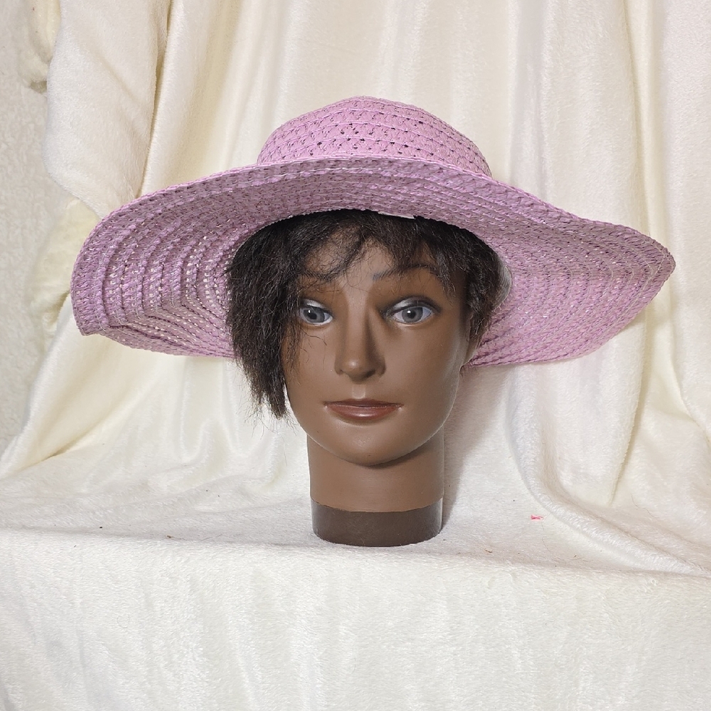 Chic Lavender Wide-Brim Hat